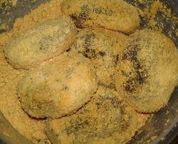 セブン イレブンのもちっとわらび餅を食べた感想と口コミは 賞味期限と値段は セブン イレブンのもちっとわらび餅を食べた感想と口コミは 賞味期限と値段は